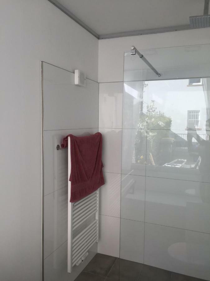 3-Zimmer Ferienwohnung Bahnhofsnaehe Fulda Zewnętrze zdjęcie